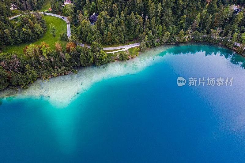 斯洛文尼亚Bohinj湖鸟瞰图(bohinsko jezero)